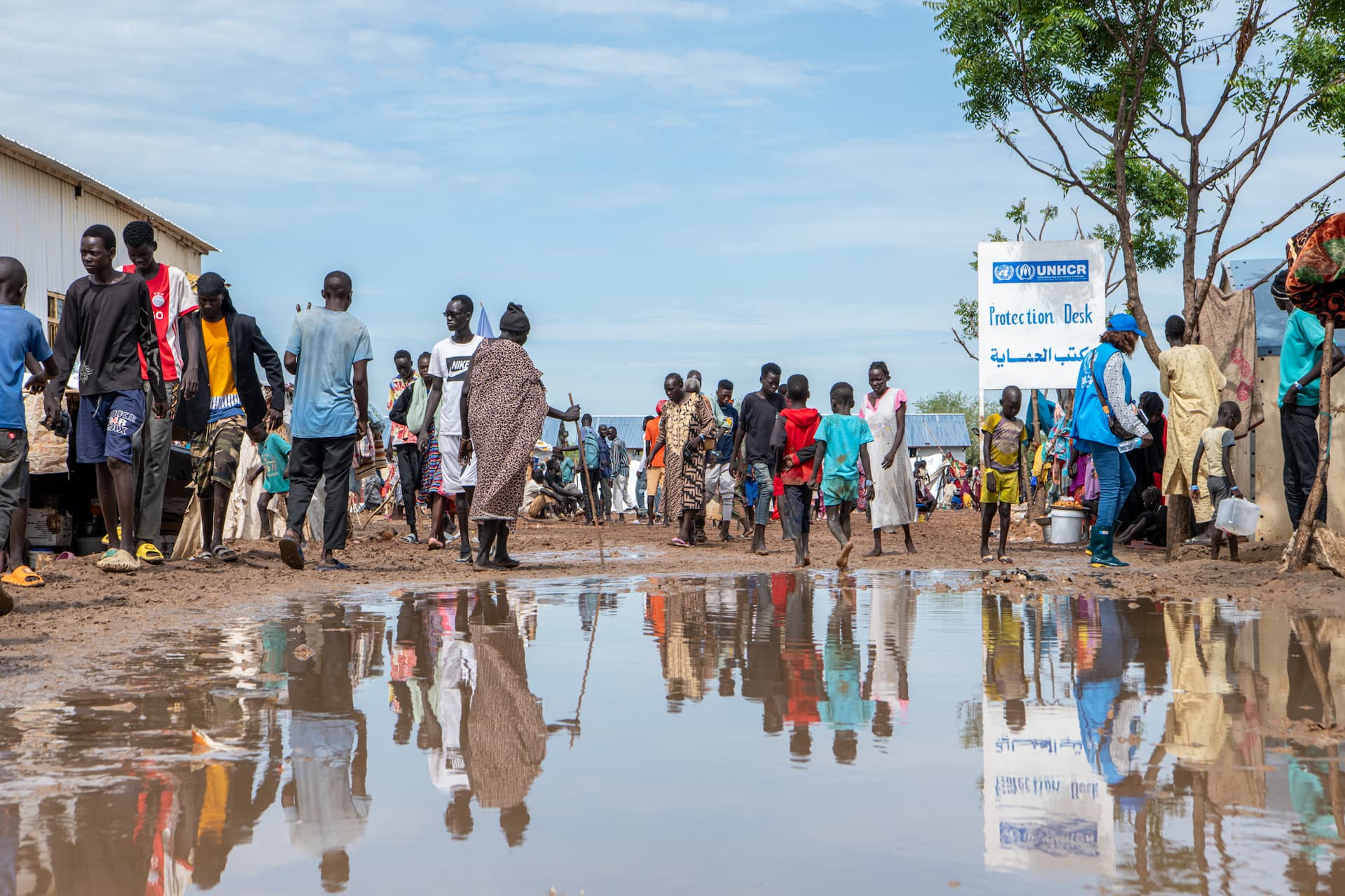 Heavy rains flood UNHCR's transit centre in Renk in South Sudan's Upper Nile State. The centre is hosting thousands of people who have fled the conflict in Sudan, the majority of them returning South Sudanese.